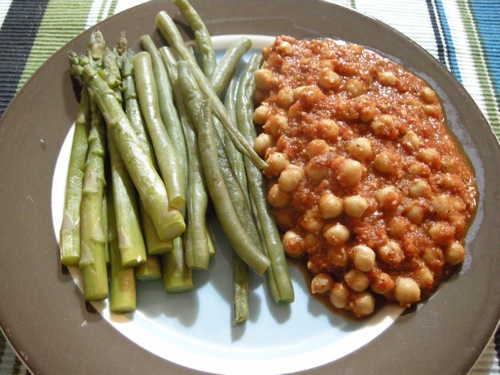 vconchickpeasromesco.JPG vconchickpeasromesco.JPG