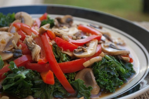 Red bell pepper and mushrooms in the vegan Spicy Mushroom StirFry